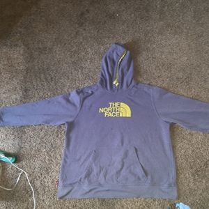 Size xxl the north face hoodie